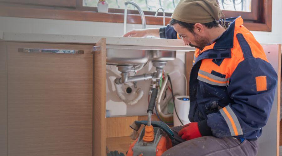Professional emergency plumbing services in Houston